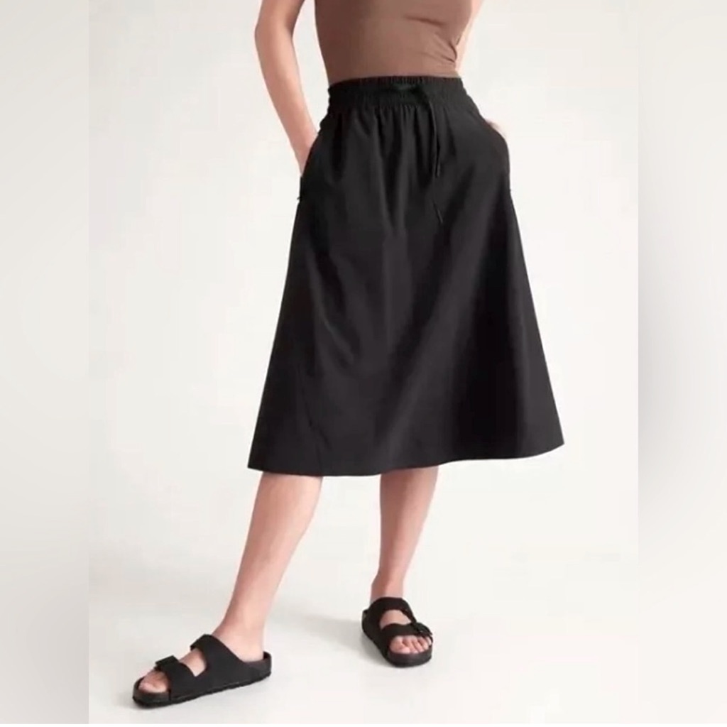 Nwt Athleta Arrival Skirt || Black